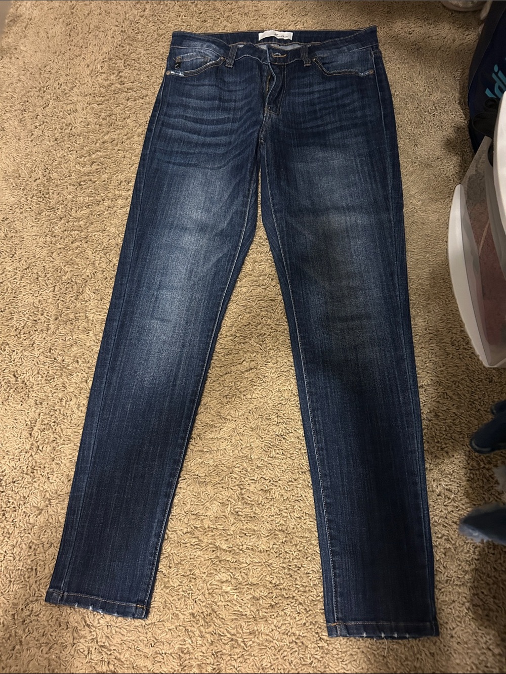 KanCan Women's Skinny Jeans in Dark Blue Wash